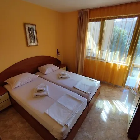 Homestay Къща За Гости Коста Кърлев *
